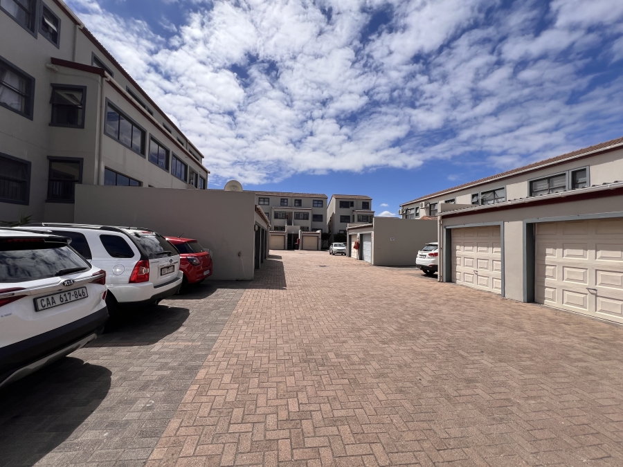 3 Bedroom Property for Sale in Parklands Western Cape